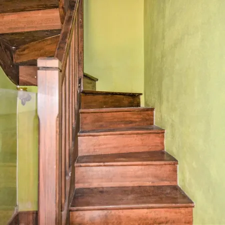 Gorgeous Home In Laudun L Ardoise With Kitchen Holiday home